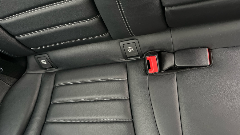 Mercedes-Benz GLC 300d 4Matic AMG Line Premium 5dr 9G-Tronic Diesel Estate